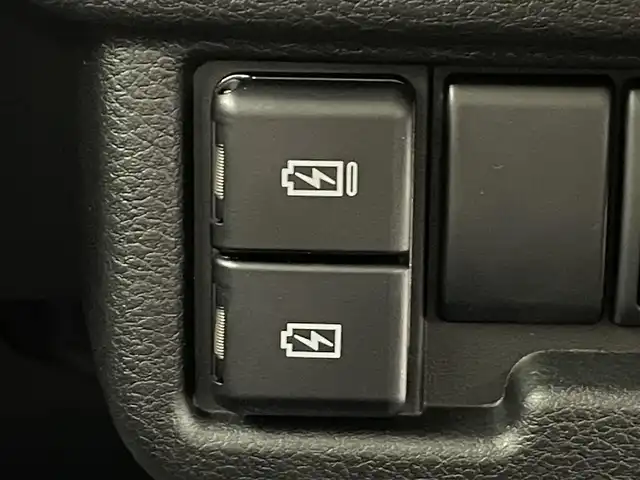 スズキ ワゴンＲ スマイル HYBRID X 福島県 2024(令6)年 0.1万km未満 ピュアホワイトP スズキセーフティサポート/・デュアルセンサーブレーキサポート/・車線逸脱警報機能/純正メモリーナビ/・CD/DVD/BT/フルセグTV/全方位カメラ/コーナーセンサー/両側パワースライドドア/運転席シートヒーター/LEDヘッドライト/・オートライト/・ヘッドライトレベライザー/チルトステアリング/ABS/横滑り防止装置/アイドリングストップ/盗難防止装置/電動格納ミラー/プッシュスタート/・スマートキー/・スペアキー