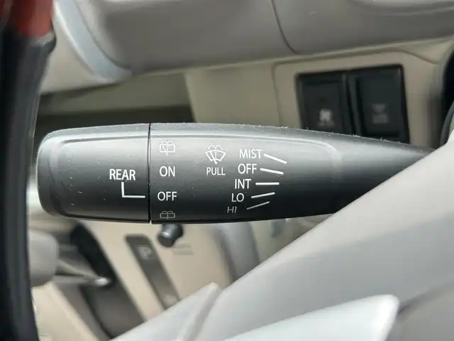 スズキ エブリィ ワゴン PZターボ スペシャル 静岡県 2017(平29)年 0.9万km パールホワイト エンジンスタートボタン/パワーステアリング/パワーウィンドウ/スマートキー/Bluetooth接続/CDチェンジャー/USB入力端子/フルセグTV/DVD再生機能ありナビ/ベンチシート/純正フロアマット/両側パワースライドドア/ABS/横滑り防止装置/盗難防止装置/オートライト/キセノンヘッドライト/ダブルエアバック/衝突軽減システム/左側オートステップ