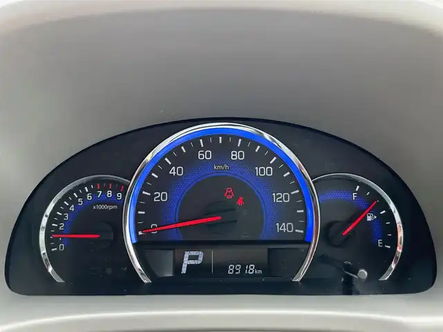 スズキ エブリィ ワゴン PZターボ スペシャル 静岡県 2017(平29)年 0.9万km パールホワイト エンジンスタートボタン/パワーステアリング/パワーウィンドウ/スマートキー/Bluetooth接続/CDチェンジャー/USB入力端子/フルセグTV/DVD再生機能ありナビ/ベンチシート/純正フロアマット/両側パワースライドドア/ABS/横滑り防止装置/盗難防止装置/オートライト/キセノンヘッドライト/ダブルエアバック/衝突軽減システム/左側オートステップ