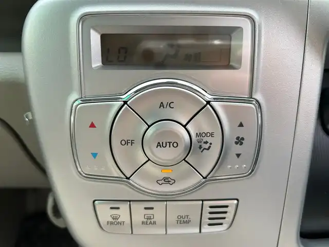 スズキ エブリィ ワゴン PZターボ スペシャル 静岡県 2017(平29)年 0.9万km パールホワイト エンジンスタートボタン/パワーステアリング/パワーウィンドウ/スマートキー/Bluetooth接続/CDチェンジャー/USB入力端子/フルセグTV/DVD再生機能ありナビ/ベンチシート/純正フロアマット/両側パワースライドドア/ABS/横滑り防止装置/盗難防止装置/オートライト/キセノンヘッドライト/ダブルエアバック/衝突軽減システム/左側オートステップ