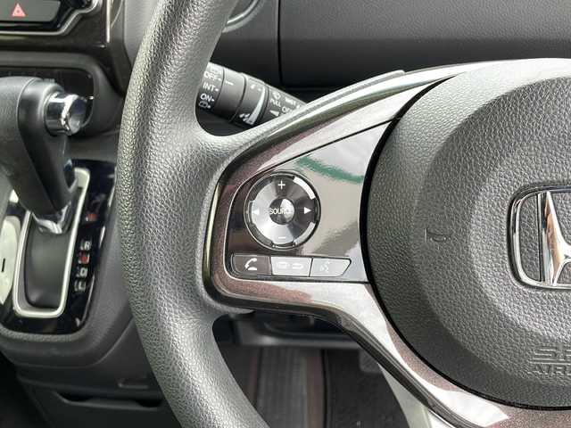 ホンダ Ｎ ＢＯＸ カスタム G L ホンダセンシング 山口県 2019(令1)年 6.9万km クリスタルブラックパール 社外SDナビ　【CN-RE05D】/フルセグTV/Bluetooth接続/DVD再生機能有/ETC/ドライブレコーダー/クルーズコントロール追従走行有/アイドリングストップ/ABS/ダブルエアバッグ/カーテンエアバッグ/純正フロアマット/LEDヘッドライト/ホンダセンシング/・レーンアシスト/横滑り防止装置/USB接続端子