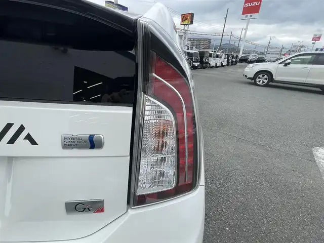 トヨタ プリウス S ツーリングセレ G’s 熊本県 2013(平25)年 12.1万km ホワイトパールクリスタルシャイン (株)IDOMが運営する【じしゃロン熊本店】の自社ローン専用車両になります/こちらは現金またはオートローンご利用時の価格です。自社ローンご希望の方は別途その旨お申付け下さい./社外ナビ/バックカメラ/ステアリングスイッチ/ETC/純正フロアマット/ETC/ドライブレコーダー