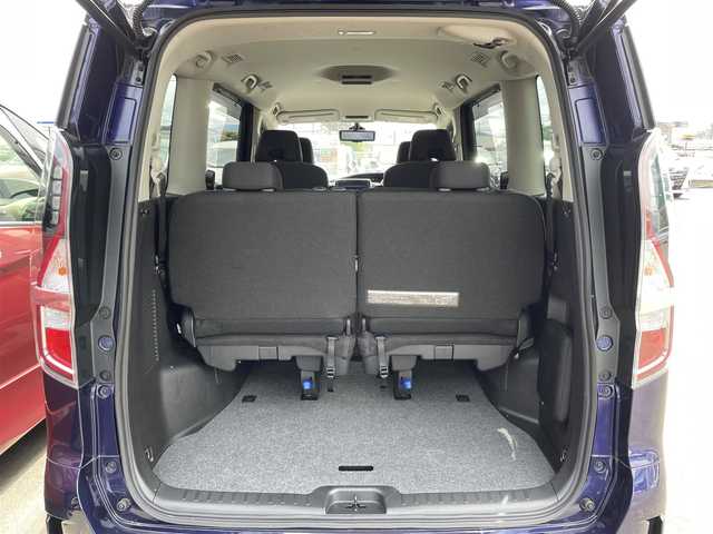 日産 セレナ e－パワー ハイウェイスター V 福岡県 2021(令3)年 1.6万km アズライトブルー プロパイロット純正10型ナビゲーション（CD/DVD/フルセグ/BT)エマージェンシーブレーキレーンキープアシスト両側パワースライドドアアラウンドビューモニターBSMインテリジェントルームミラードライブレコーダーLEDヘッドライトオートライト純正AWETC