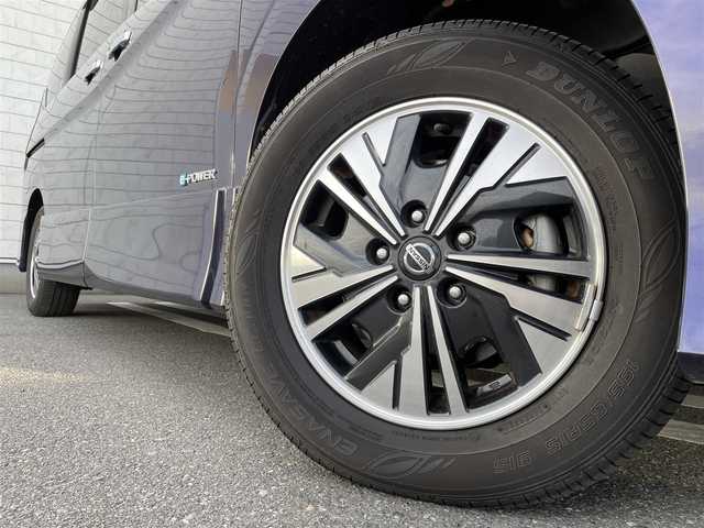 日産 セレナ e－パワー ハイウェイスター V 福岡県 2021(令3)年 1.6万km アズライトブルー プロパイロット純正10型ナビゲーション（CD/DVD/フルセグ/BT)エマージェンシーブレーキレーンキープアシスト両側パワースライドドアアラウンドビューモニターBSMインテリジェントルームミラードライブレコーダーLEDヘッドライトオートライト純正AWETC