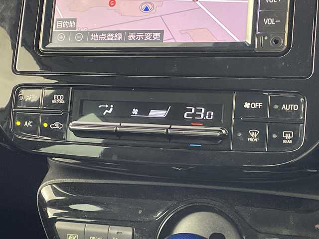 トヨタ プリウス Sツーリングセレクション 愛知県 2019(令1)年 8.9万km ブルーM 禁煙車/純正7インチナビ/（CD/DVD/AM/FM/フルセグTV/Bluetooth）/バックカメラ/トヨタセーフティセンス/・プリクラッシュセーフティ/・レーダークルーズコントロール/・レーンディパーチャーアラート/・オートマチックハイビーム/・誤発進抑制機能/・ふらつき警報/ETC/ドライブレコーダー/シートヒーター/LEDヘッドライト/スマートキー/プッシュスタート/フロアマット/17インチアルミホイール