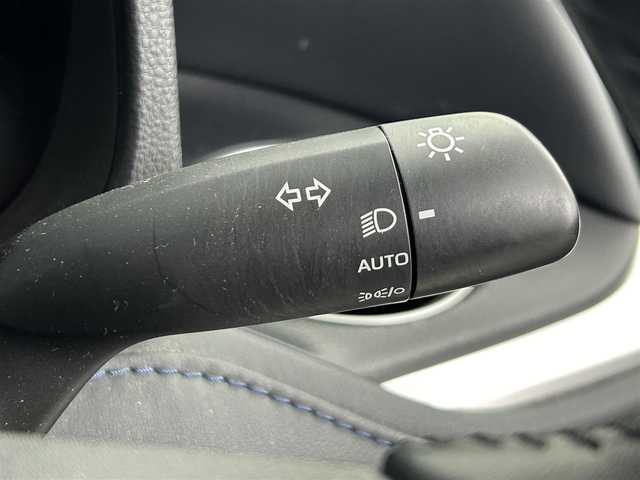 トヨタ ヴォクシー S－Z 道央・札幌 2022(令4)年 4万km アティチュードブラックマイカ ・４WD/・寒冷地仕様/・コネクティッドナビ対応８インチHDディスプレイオーディオ/　USB/BT/Miracast/AppleCarplay/AndroidAuto/・前後ドラレコ（NX-DR-W22 NEXTEC）/・ETC/・バックカメラ/・MTモード付AT/・レーダークルーズコントロール/・両側パワースライドドア/・横滑り防止装置/・前後コーナーセンサー/・レーンキープアシスト/・プリクラッシュセーフティ/・ブレーキホールド/・オートマチックハイビーム/・オートライト/・LEDヘッドライト/・車線逸脱警報/・薄暮灯/・プッシュスタート　/・スマートキー/・ステアリングスイッチ/・２列目サンシェード/・純正AW16インチ/・保証書付き/・取説付き