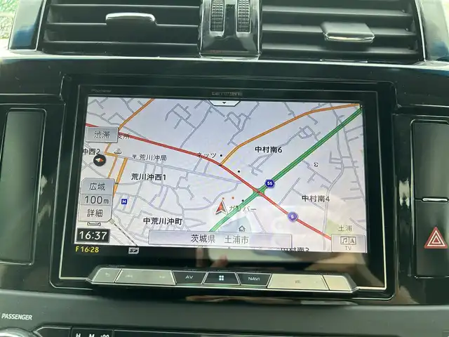 トヨタ ランドクルーザー プラド TX Lパッケージ・G－フロンティア 茨城県 2017(平29)年 7.2万km アティチュードブラックマイカ ワンオーナー/社外ナビ（Bluetooth接続/AM/FM/フルセグTV/CD・CDチェンジャー/SD/HDMI）/バックカメラ/ETC2.0/クルーズコントロール/前後コーナーセンサー/前方ドライブレコーダー/レザーシート/前方パワーシート/シートヒーター/純正18インチアルミホイール/DPF再生ボタン/IDLEUPボタン/横滑り防止装置/ダウンヒルアシストコントロール/盗難防止装置