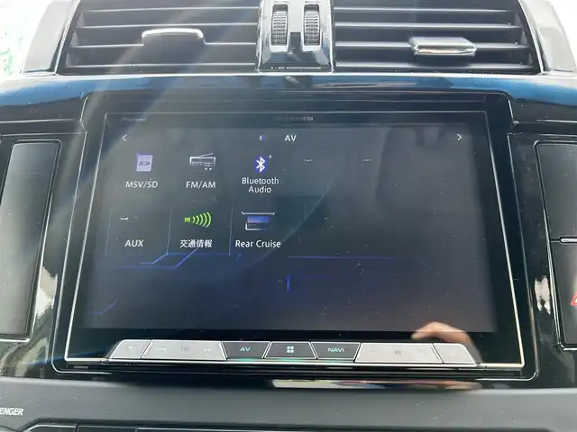 トヨタ ランドクルーザー プラド TX Lパッケージ・G－フロンティア 茨城県 2017(平29)年 7.2万km アティチュードブラックマイカ ワンオーナー/社外ナビ（Bluetooth接続/AM/FM/フルセグTV/CD・CDチェンジャー/SD/HDMI）/バックカメラ/ETC2.0/クルーズコントロール/前後コーナーセンサー/前方ドライブレコーダー/レザーシート/前方パワーシート/シートヒーター/純正18インチアルミホイール/DPF再生ボタン/IDLEUPボタン/横滑り防止装置/ダウンヒルアシストコントロール/盗難防止装置