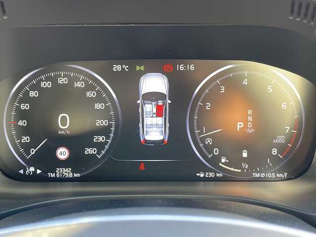 ボルボ ＸＣ６０ B6 AWD Rデザイン 山形県 2021(令3)年 2.4万km シルバー CitySafety/全車速追従機能付ACC/パイロットアシスト/ステアリングアシスト付BLIS/レーンチェンジマージエイド/レーンキーピングエイド/クロストラフィックアラート/ロードサインインフォメーション/フルアクティブハイビーム/ブレーキオートホールド機能/パークアシストパイロット/サンルーフ/ヘッドアップディスプレイ/パーフォレーテッドファインナッパレザー/8ウェイパワーシト(D/N)/電動ランバーサポート(D/N)/シートヒーター(全席)/harman/kardonプレミアムサウンド/純正HDDナビゲーション/(BT/USB/AppleCarPlay/Android Auto)/フルセグTV/ETC2.0/ステアリングヒーター/インテリアイルミネーション/パワーテールゲート/4ゾーンフルオートマチックエアコン/LEDフロントフォグライト/保証書