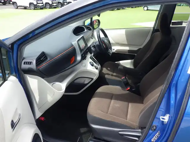 トヨタ シエンタ ハイブリッド G 千葉県 2016(平28)年 6.6万km コバルトブルーメタリック Toyota Safety Sense/・プリクラッシュセーフティ/・レーンディパーチャーアラート/・オートハイビーム/両側パワースライドドア/純正SDナビ/ワンセグTV/【CD再生機能　Bluetooth接続】/ドライブレコーダー/革巻きステアリング/ETC/LEDヘッドライト/フォグライト/ウインカーミラー/スマートキー