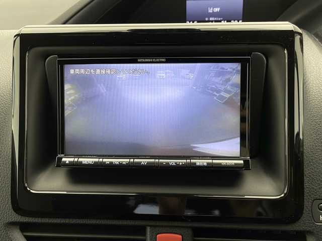 トヨタ ヴォクシー ZS 煌 長野県 2018(平30)年 3.8万km ブラック 社外メモリナビ（型番：NRーMZ25）/（FM＆AM＆Bluetooth＆SD）/バックカメラ/トヨタセーフティセンス/・クルーズコントロール（追従なし）/・レーンキープアシスト/・衝突被害軽減システム/LEDヘッドライト/LEDフォグランプ/オートライト/ドアバイザー/片側パワースライドドア/16インチ純正アルミホイール/社外フロアマット/ETC/スマートキー/スペアキー（１本）/保証書/取扱説明書