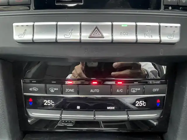 メルセデス・ベンツ Ｅ２５０ アバンギャルド 栃木県 2013(平25)年 6.9万km 白 シートヒーター /レーダーセーフティパッケージ /純正ナビ /フルセグTV/Bluetooth AM FM /バックカメラ /ディストロニックプラス /ハーフレザー /純正18インチAW /LED /キーレスゴー /パワーシート /ETC /前後ドライブレコーダー /保証書 /取扱説明書