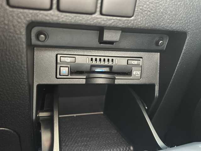 トヨタ アルファード S Cパッケージ 静岡県 2022(令4)年 3.5万km ブラック 純正ナビ/・CD/DVD/USB/Bluetooth/Miracast/・ラジオ/フルセグTV/主要装備/・レーダークルーズコントロール　/・ドライブレコーダー　/・フリップダウンモニター　/・ＥＴＣ　/・バックカメラ　/・デジタルインナーミラー　/・両側パワースライドドア　/・パワーバックドア　/・ハンドルヒーター/・ステアリングリモコン/・レーンキープアシスト/・コーナーセンサー/・オートライト/・オートハイビーム/・シートメモリー/・パワーシート/・シートヒーター/・エアシート/・オートホールド/・プッシュスタート/・スマートキー