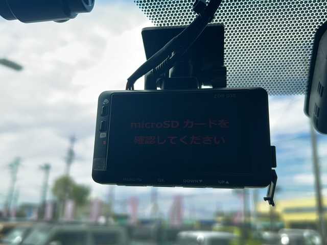 トヨタ アルファード S Cパッケージ 静岡県 2022(令4)年 3.5万km ブラック 純正ナビ/・CD/DVD/USB/Bluetooth/Miracast/・ラジオ/フルセグTV/主要装備/・レーダークルーズコントロール　/・ドライブレコーダー　/・フリップダウンモニター　/・ＥＴＣ　/・バックカメラ　/・デジタルインナーミラー　/・両側パワースライドドア　/・パワーバックドア　/・ハンドルヒーター/・ステアリングリモコン/・レーンキープアシスト/・コーナーセンサー/・オートライト/・オートハイビーム/・シートメモリー/・パワーシート/・シートヒーター/・エアシート/・オートホールド/・プッシュスタート/・スマートキー