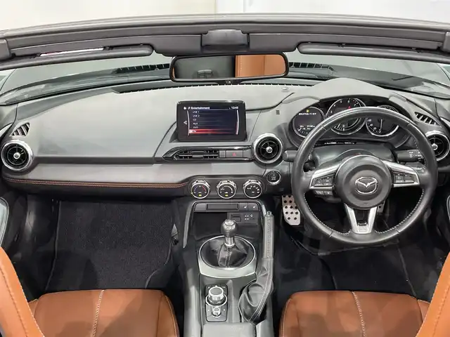 マツダ ロードスター ブラウン トップ 愛知県 2023(令5)年 2.2万km マシーングレープレミアムM 純正ナビ/ＢＯＳＥサウンドシステム/ブラウンナッパレザーシート/オープンカー/衝突軽減ブレーキ/車線逸脱警報/ブラインドスポットモニター/クリアランスソナー/クルーズコントロール/シートヒーター/バックカメラ/ドライブレコーダー/ビルトインＥＴＣ/USB＆AUX入力端子/純正フロアマット/純正16インチアルミホイール