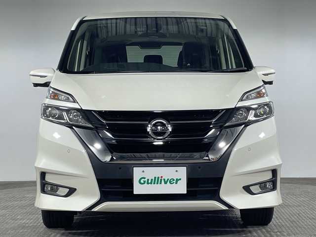 日産 セレナ ハイウェイスターVセレクションⅡ 神奈川県 2018(平30)年 3.6万km ブリリアントホワイトパール 純正9型SDナビゲーション【MM518D-L】/純正フリップダウンモニター/フルセグ　CD DVDブルーレイ　Bluetooth SD　AUX/インテリジェントアラウンドビューモニター/インテリジェントルームミラー/インテリジェントパーキングアシスト/両側電動スライドドア【サンシェード】/セーフティパックB【メーカーオプション】/プロパイロット/インテリジェントエマージェンシーブレーキ/LDW車線逸脱警報/レーダークルーズコントロール/車線逸脱防止支援システム/標識認識機能/ふらつき警報/ハイビームアシスト/フロントバックソナー/電動パーキングブレーキ/オートブレーキホールド/ヒーター付ドアミラー/革巻きステアリング【スイッチ】/2列目3列目パーソナルテーブル/USB電源ソケット/ビルトインETC2.0/アイドリングストップ/社外前方ドライブレコーダー/プッシュスタート/インテリジェントキー/純正サイド/リアスポイラー/LEDヘッドランプ/オートライト/フロントフォグランプ/純正16インチアルミホイール