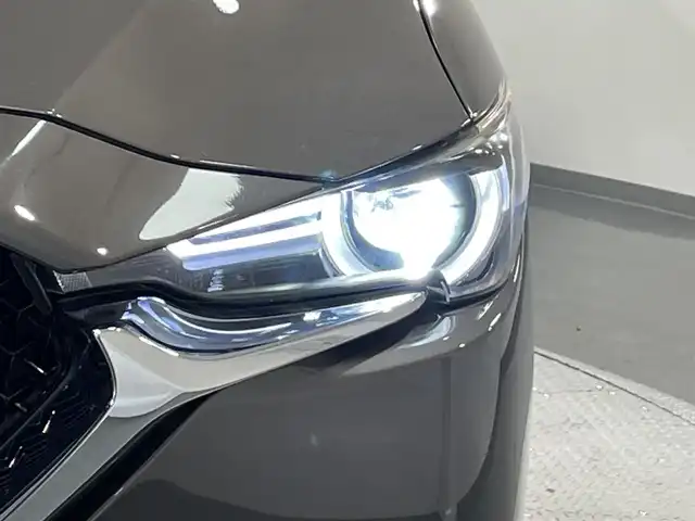 マツダ ＣＸ－５ XD Lパッケージ 愛知県 2017(平29)年 5.5万km チタニウムフラッシュマイカ 純正８インチナビ　/（FM/AM/Bluetooth/USB/CD・DVD再生/AUX/フルセグTV/スマホ連携）/ＢＯＳＥサウンド　/電動バックドア　/衝突軽減ブレーキ　/レーダークルーズコントロール　/レーンキープアシスト/ＥＴＣ　/シートヒーター　/ステアリングヒーター　/D席メモリ機能付パワーシート　/ドライブレコーダー　/バック・サイドカメラ/ブラインドスポットモニター/ＬＥＤヘッドライト/LEDフォグランプ/コーナーセンサー/アイドリングストップ/電動パーキングブレーキ/純正フロアマット