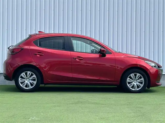 マツダ マツダ２ 15SプロアクティブスマートEDⅡ 香川県 2021(令3)年 2万km ソウルレッドクリスタルM 7インチマツダコネクトナビ/→Bluetooth/Apple CarPlay/Android Auto/USB/360°ビューモニター/マツダレーダークルーズコントロール/アドバンストスマートシティブレーキサポート/アダップティブLEDヘッドライト/ハイビームコントロールシステム/車線逸脱警報システム/レーンキープアシストシステム/ブラインドスポットモニタリング/リアクロストラフィックアラート/ドライバーアテンションアラート/ヘッドアップディスプレイ/MTモード付AT/前席シートヒーター/前後ドライブレコーダー/ETC/アイドリングストップ/プッシュスタート/キーレス