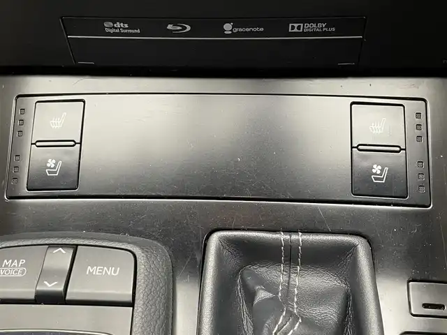 レクサス ＩＳ 300h Fスポーツ 滋賀県 2013(平25)年 6.5万km ホワイトノーヴァガラスフレーク レザーシート/バックカメラ/TRDエアロ/LEDヘッドライト/コーナーセンサー/ドラレコ/クルーズコントロール/パワーシート/シートヒーター/ベンチレーション/純正ナビ/Bluetooth/純正18インチAW