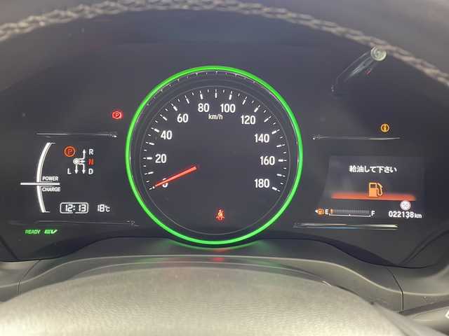 ホンダ ヴェゼル ハイブリッド RS ホンダセンシング 大阪府 2018(平30)年 2.3万km プラチナホワイトパール 純正8インチインターナビ/【フルセグTV/Bluetooth/FM/AM/CD/DVD】/ホンダセンシング/衝突軽減ブレーキ/誤発進抑制装置/車線維持支援システム/アダクティブクルーズコントロール/バックカメラ/ビルトインETC/ハーフレザーシート/D/N席シートヒーター/純正18インチアルミホイール/スマートキー/スペアキー1本/取扱説明書