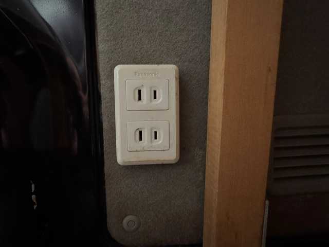 スズキ エブリイ PC 兵庫県 2020(令2)年 3.2万km ブルーイッシュブラックパール3 純正オーディオ/キッチンカ―仕様/シンク2個/外部電源/ルーフキャリア/両側スライドドア/社外LEDヘッドライト/ETC/ヘッドライトレベライザー/純正ゴムマット/リモコンキー