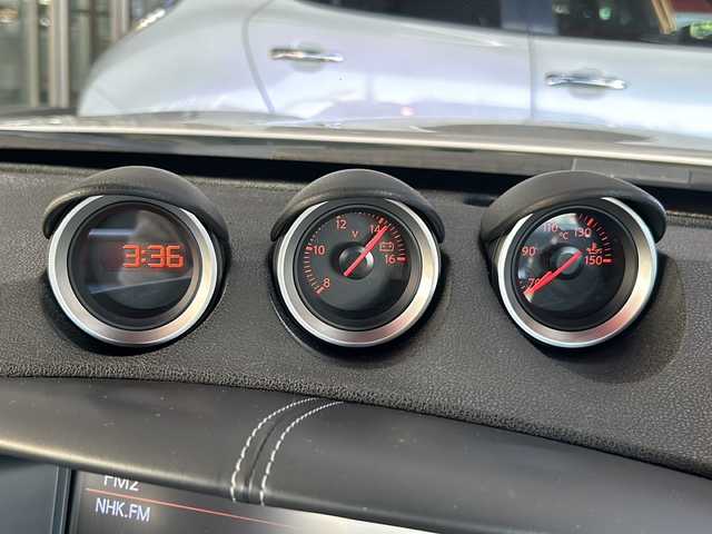 日産 フェアレディ Ｚ バージョンT 静岡県 2010(平22)年 4.1万km ブリリアントホワイトパール 純正メモリナビ/・CD/・DVD/・フルセグＴＶ/・AM/・FM/主要装備/・バックカメラ/・BOSEプレミアムサウンド/・FUJIRSUBIマフラー/・ハーフレザーシート/・シートヒーターD/N席/・パワーシートD/N席/・パドルシフト/・ステリモ/・キセノンヘッドライト/・オートライト/・スマートキー/・プッシュスタート/・純正フロアマット/・純正アルミホイール