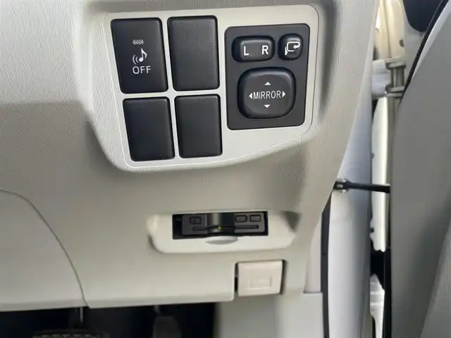 トヨタ プリウス G 長崎県 2012(平24)年 9.3万km ホワイトパールクリスタルシャイン (株)IDOMが運営する【じしゃロン長崎店】の自社ローン対象車両になります。こちらは現金ご利用時の価格です。自社ローンご希望の方は別途その旨お申付け下さい。/・社外ナビ/・フルセグテレビ/・バックカメラ/・クルーズコントロール/・パワーシート/・17インチアルミホイル/・ハーフレザーシート/・ETC/・ドアバイザー