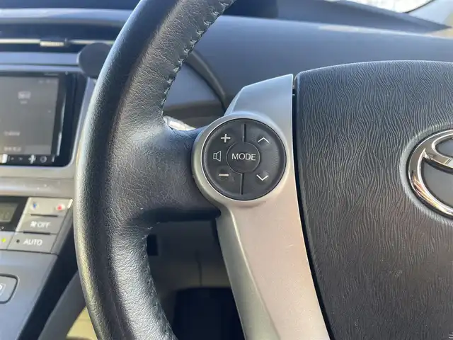 トヨタ プリウス G 長崎県 2012(平24)年 9.3万km ホワイトパールクリスタルシャイン (株)IDOMが運営する【じしゃロン長崎店】の自社ローン対象車両になります。こちらは現金ご利用時の価格です。自社ローンご希望の方は別途その旨お申付け下さい。/・社外ナビ/・フルセグテレビ/・バックカメラ/・クルーズコントロール/・パワーシート/・17インチアルミホイル/・ハーフレザーシート/・ETC/・ドアバイザー