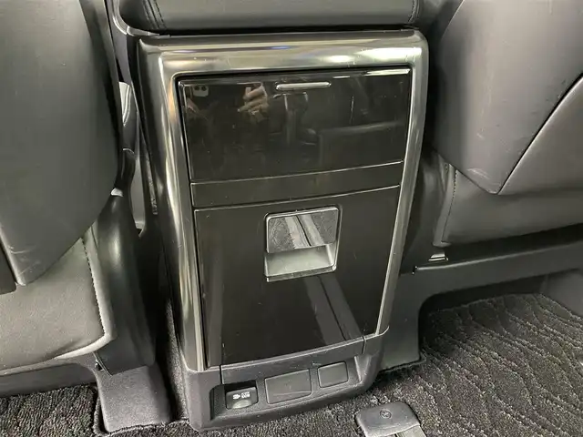 トヨタ アルファード S Cパッケージ 大分県 2017(平29)年 5.5万km ブラック ワンオーナ/モデリスタエアロ/ツインムーンルーフ/フリップダウンモニター/JBL/純正メーカナビ/（フルセグ/Bluetooth/ラジオ）/前方ドライブレコーダー/レザーシート/パワーシート/D席ポジションメモリー/シートヒーター/クルーズコントロール/電動パーキングブレーキ/オートブレーキホールド/スマートキープッシュスタート