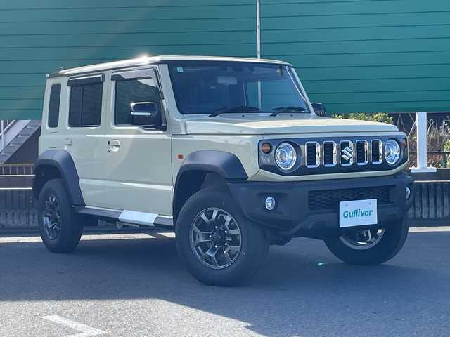 スズキ ジムニー ノマド FC 茨城県 2025(令7)年 0.1千km ベージュ 社外SDナビ/４WD/クリアランスソナー/アイドリングストップ/アダプティブクルーズコントロール/シートヒーター/ダウンヒルアシストコントロール/横滑り防止装置/レーンキープアシスト/オートライト/オートマチックハイビーム/衝突軽減システム/LEDヘッドライト/純正フロアマット/純正15インチアルミホイール/スマートキー