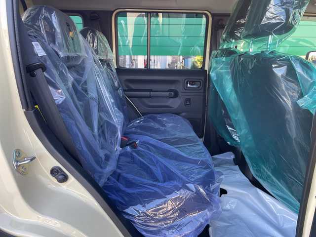 スズキ ジムニー ノマド FC 茨城県 2025(令7)年 0.1千km ベージュ 社外SDナビ/４WD/クリアランスソナー/アイドリングストップ/アダプティブクルーズコントロール/シートヒーター/ダウンヒルアシストコントロール/横滑り防止装置/レーンキープアシスト/オートライト/オートマチックハイビーム/衝突軽減システム/LEDヘッドライト/純正フロアマット/純正15インチアルミホイール/スマートキー