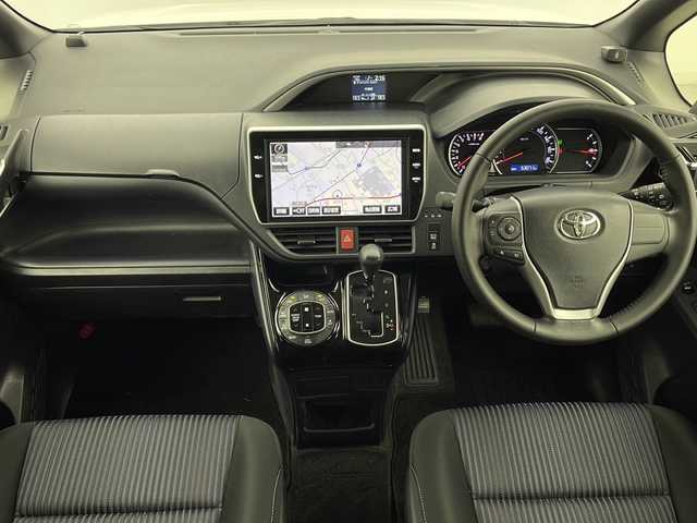 トヨタ ヴォクシー ZS 煌Ⅱ 宮城県 2017(平29)年 5.3万km ホワイトパールクリスタルシャイン 純正12型フリップダウンモニター/Toyota Safety Sense 		/・プリクラッシュセーフティ		/・レーンディパーチャーアラート		/・オートマチックハイビーム		/・先行車発進告知	/純正１０型ナビ/・SD.DVD.CD.BT/フルセグTV/バックカメラ/両側パワースライドドア/ステアリングスイッチ/革巻ステアリング/ビルトインETC2.0/ドライブレコーダー（F）/LEDヘッドライト/LEDフォグランプ/プッシュスタート/スマートキー×２/社外フロアマット/社外15inAW/ワイパーデアイサー/ロールサンシェード/横滑り防止装置/アイドリングストップ/ドアバイザー
