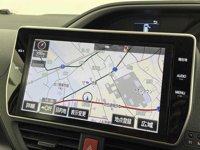 トヨタ ヴォクシー ZS 煌Ⅱ 宮城県 2017(平29)年 5.3万km ホワイトパールクリスタルシャイン 純正12型フリップダウンモニター/Toyota Safety Sense 		/・プリクラッシュセーフティ		/・レーンディパーチャーアラート		/・オートマチックハイビーム		/・先行車発進告知	/純正１０型ナビ/・SD.DVD.CD.BT/フルセグTV/バックカメラ/両側パワースライドドア/ステアリングスイッチ/革巻ステアリング/ビルトインETC2.0/ドライブレコーダー（F）/LEDヘッドライト/LEDフォグランプ/プッシュスタート/スマートキー×２/社外フロアマット/社外15inAW/ワイパーデアイサー/ロールサンシェード/横滑り防止装置/アイドリングストップ/ドアバイザー