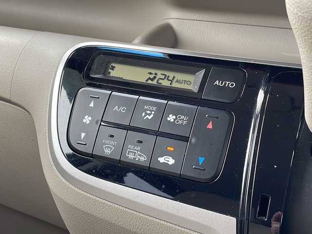 ホンダ Ｎ ＢＯＸ G ターボパッケージ 新潟県 2013(平25)年 11.1万km クールミストメタリック 4WD/CD/AUX/クルーズコントロール/ベンチシート/パドルシフト/ステアリングスイッチ/両側パワースライドドア/スマートキー/プッシュスタート/純正14インチアルミホイール