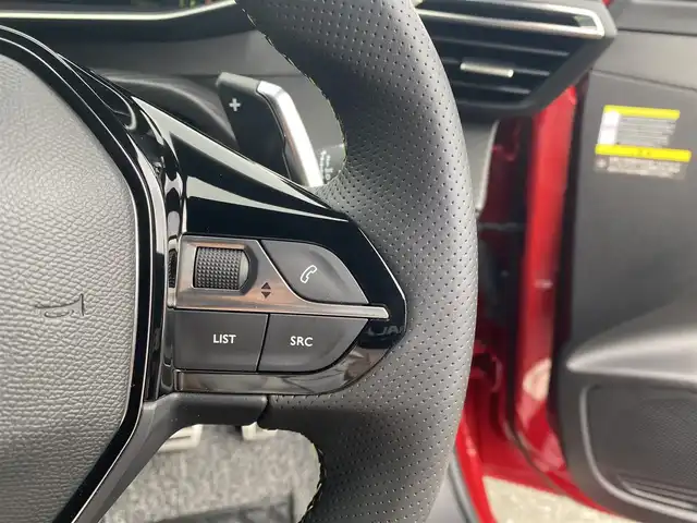 プジョー ２０８ GT 福岡県 2022(令4)年 1.8万km 赤Ⅱ ・アダプティブクルーズコントロール/・USB/Bluetooth/AppleCarPlay/・バック/サイドカメラ/・ハーフレザーシート/シートヒーター/・ETC/・純正16AW/・プッシュスタート/・パーキングアシスト/・アイドリングストップ/・スマートキー/・レーンキープアシスト/・オートライト/・LEDライト/・デジタルインナーミラー/・ディスプレイオーディオ