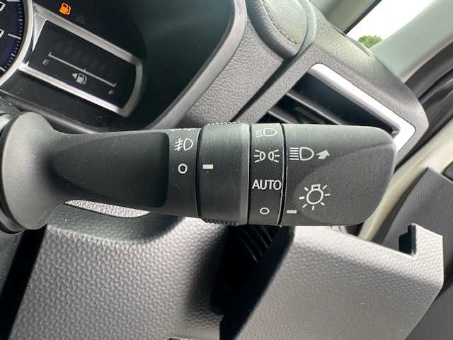 トヨタ ルーミー カスタムG 大阪府 2020(令2)年 1.4万km パールホワイトⅢ ナビ　/地デジ　/Ｂｌｕｅｔｏｏｔｈ　/バックカメラ　/両側パワースライドドア　/クルーズコントロール　/ＬＥＤヘッドライト　/オートハイビーム　/衝突軽減ブレーキ　/前後ドライブレコーダー　/ビルトインＥＴＣ　/マット