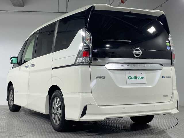 日産 セレナ e－パワー ハイウェイスター 神奈川県 2018(平30)年 2.5万km ブリリアントホワイトパール プロパイロット/・インテリジェント エマージェンシーブレーキ/・レーダークルーズコントロール/・踏み間違い衝突防止アシスト（前進時・後退時）/・インテリジェントFCW（前方衝突予測警報）/・インテリジェントLI（車線逸脱防止支援システム）+ LDW（車線逸脱警報）/・インテリジェントDA（ふらつき警報）/・標識検知機能/・ハイビームアシスト/社外フリップダウンモニター/純正9インチナビ/・BT/フルセグTV/CD/DVD/Bd/USB/AUX/アラウンドビューモニター/ETC/ドライブレコーダー/インテリジェントルームミラー/電動サイドブレーキ/オートブレーキホールド/両側電動スライドドア/スマートキー/プッシュスタートボタン/シートヒーター(D/N)/革巻きステアリング/・ステアリングヒーター/・ステアリングスイッチ/・Autoライト/パーキングアシスト/シートリフター/電動格納ミラー/ウィンカーミラー/LEDヘッドライト/フォグランプ/2列目USBポート/純正フロアマット/純正アルミヒール/コーナーポール/サイド/カーテンエアバッグ
