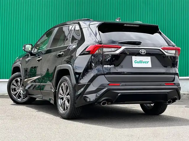 トヨタ ＲＡＶ４ G 宮城県 2025(令7)年 0.1万km未満 アティチュードブラックマイカ パノラマムーンルーフ/デジタルインナーミラー/スペアタイヤ/＝＝＝/TRDエアロ（F/S/R）/セーフティセンス/・プリクラッシュセーフティ/・レーントレーシングアシスト/・レーダークルーズコントロール/・オートマチックハイビーム/・ロードサインアシスト/・カーブ速度抑制機能/・ドライバー異常時対応システム/・横断歩行者検知機能/・低速時加速抑制機能/・緊急時操舵支援/先行車発進告知機能/パーキングサポートブレーキ（前後静止物/後方接近車両）/ブラインドスポットモニター/10.5インチディスプレイオーディオ/・ナビ機能/・フルセグTV/・Bluetooth/・AppleCarPlay/AndroidAuto/パノラミックビューモニター/ビルトインETC2.0/パワーバックドア/合皮シート/メモリー機能付パワーシート/シートヒーター/ベンチレーション/ステアリングヒーター/電動パーキングブレーキ/ブレーキホールド/LEDヘッドランプ/フォグランプ/ルーフレール/純正18インチAW/W/サイド/カーテンエアバッグ