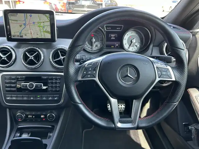 メルセデス・ベンツ ＧＬＡ２５０ 4マチック スポーツ 道東・釧路十勝 2014(平26)年 5.3万km カルサイトホワイト バリューパッケージプラス/　・メモリ付きパワーシート(D席)/　・リバースポジション機能付きドアミラー/レーダーセーフティーパッケージ/　・ブラインドスポットアシスト/　・ディストニックプラス/　・レーンキーピングアシスト/エクスクルーシブパッケージ/　・本革シート/　・メモリ付きパワーシート(N席)/　・フロアマット/　・harman/kardon/純正HDDナビ/TV/CD/DVD/BT/USB/シートヒーター/パワーバックドア/キセノンヘッドライト/オートライト/リアフォグライト/社外ドライブレコーダー(前後)/純正18インチAW/ダウンヒルアシストコントロール
