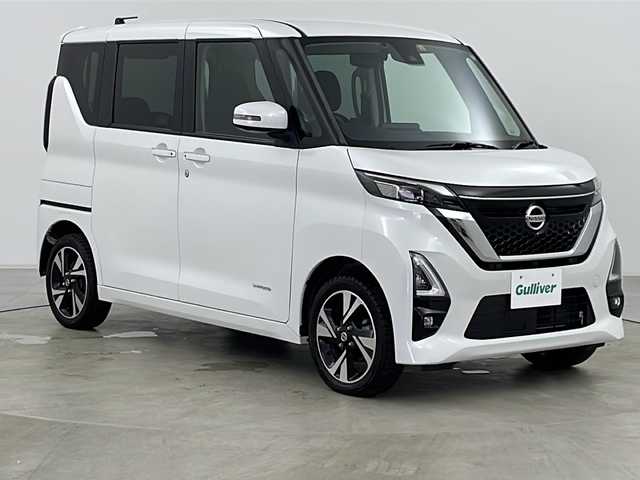 日産 ルークス HWS X プロパイロットED 道央・札幌 2023(令5)年 3.7万km ホワイトパール ・純正ナビ&CD&BT&SD&USB/・スライドオートクロージャー/・ハンズフリーオートスライドドア/・アラウンドビューモニター/・フロント/サイド/バックカメラ/・プロパイロット/・インテリジェントエマージェンシーブレーキ/・車線逸脱防止支援システム/・車線逸脱警報/・前方衝突予測警報/・踏み間違い衝突防止アシスト/・標識検知機能/・先行車発進お知らせ/・ふらつき警報/・前席シートヒーター/・ETC/・純正フロアマット/・電動格納ミラー/・プッシュスタート/・LEDヘッドライト/・オートライト/・オートマチックハイビーム/・スマートキー/・スペアキー