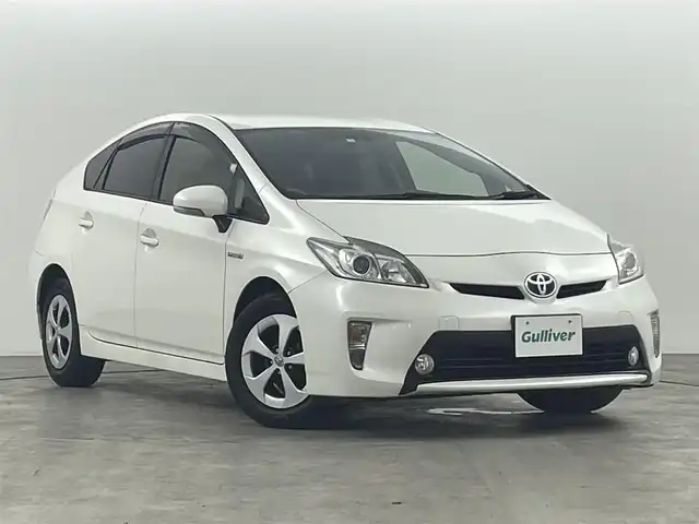 トヨタ プリウス G 福島県 2014(平26)年 5.7万km ホワイトパールクリスタルシャイン 純正ナビ/・フルセグTV/Bluetooth/CD/DVD/・バックカメラ/・ETC/アイドリングストップ/クルーズコントロール/革巻きステアリング/・ステアリングリモコン/ハーフレザーシート/・パワーシート(運転席)/プッシュスタート/・スマートキー/・スペアキー/HIDヘッドライト/・オートライト/・フォグライト/電動格納ミラー/純正フロアマット/ドアバイザー