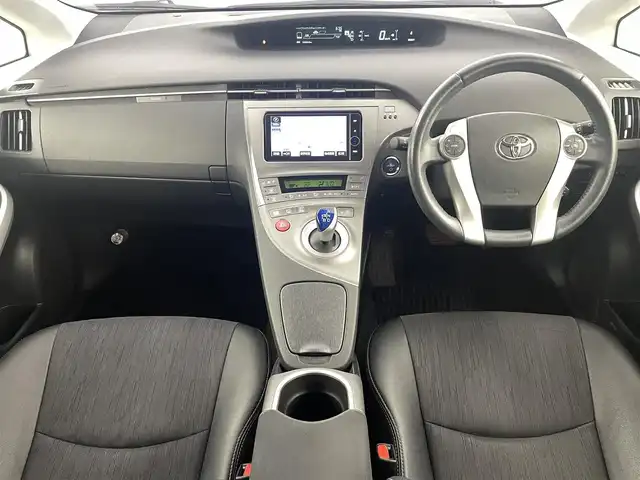 トヨタ プリウス G 福島県 2014(平26)年 5.7万km ホワイトパールクリスタルシャイン 純正ナビ/・フルセグTV/Bluetooth/CD/DVD/・バックカメラ/・ETC/アイドリングストップ/クルーズコントロール/革巻きステアリング/・ステアリングリモコン/ハーフレザーシート/・パワーシート(運転席)/プッシュスタート/・スマートキー/・スペアキー/HIDヘッドライト/・オートライト/・フォグライト/電動格納ミラー/純正フロアマット/ドアバイザー