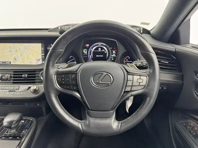 レクサス ＬＳ 500h Iパッケージ 愛知県 2017(平29)年 8.6万km マンガンラスター ムーンルーフ/三眼ヘッドライト/黒革/レクサスセーフティシステム/・PCS/・LDA/・BSM/・PKSA/・追従クルーズコントロール/ヘッドアップディスプレイ/純正ナビ/（CD/DVD/BT/フルセグ）/パノラマビューモニター/純正ドラレコ/ETC2.0/デジタルインナーミラー/前席シートヒーター/前席ベンチレーション/ステアヒーター/パドルシフト/電動リアサンシェード
