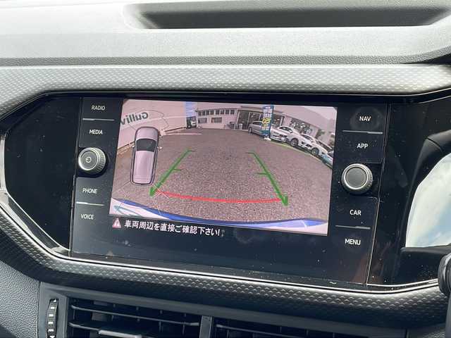 フォルクスワーゲン Ｔ－クロス TSI 1st 東京都 2020(令2)年 3.5万km リーフブルーメタリック ワンオーナー　新車時保証書		/取扱説明書　ナビ説明書	/オールインセーフティー	/プリクラッシュブレーキシステム【歩行者検知】		/リヤトラフィックアラート【後退時衝突軽減ブレーキ】		/アダプティブクルーズコントロール		/ブラインドスポットアシスト		/レーンキープアシスト		/パーキングアシスト		/アイドリングストップ		/純正ナビ/フルセグTV		/SD/CD/DVD/REC/BT/USB/appleCarplay	/バックカメラ　ETC【2.0】			/LEDヘッドライト/オートライト		/スマートキー×2		/革巻きハンドル		/純正16インチアルミ