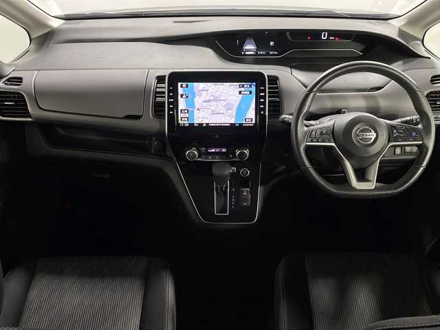 日産 セレナ ハイウェイスター V 広島県 2020(令2)年 6.1万km ダイヤモンドブラック 純正10型ナビ/純正フリップダウンモニター/プロパイロット/ハンズフリーオートスライドドア/バックカメラ/ブラインドスポットモニター/エマージェンシーブレーキ/車線逸脱警報/車線逸脱抑制/踏み間違い衝突防止アシスト/LEDヘッドランプ/純正16インチAW/ETC/ドライブレコーダー