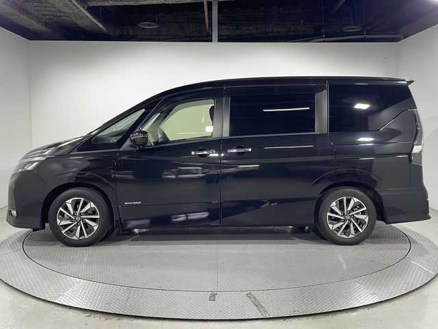日産 セレナ ハイウェイスター V 広島県 2020(令2)年 6.1万km ダイヤモンドブラック 純正10型ナビ/純正フリップダウンモニター/プロパイロット/ハンズフリーオートスライドドア/バックカメラ/ブラインドスポットモニター/エマージェンシーブレーキ/車線逸脱警報/車線逸脱抑制/踏み間違い衝突防止アシスト/LEDヘッドランプ/純正16インチAW/ETC/ドライブレコーダー