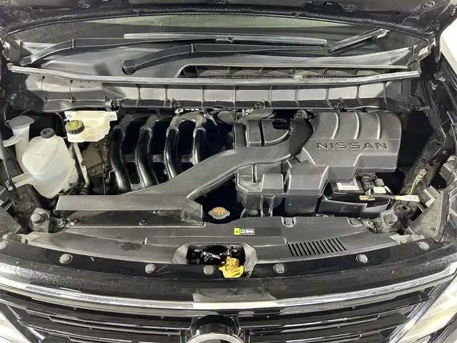 日産 セレナ ハイウェイスター V 佐賀県 2023(令5)年 4.7万km ダイヤモンドブラック 純正１２．３インチナビ　/フルセグ　/アラウンドビューモニター　/インテリジェントルームミラー　/両側パワースライドドア　/ハンズフリーオートスライドドア　/プロパイロット　/ハンドル支援/衝突被害軽減装置/レーンキープアシスト/置くだけ充電　/アップルカープレイ/アンドロイドオート/パドルシフト/純正アルミホイール/ビルトインETC2.0