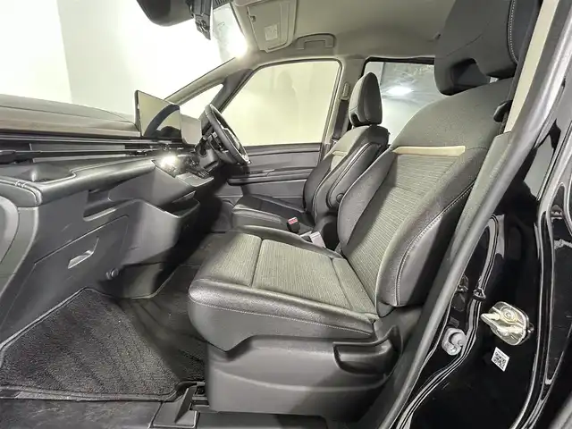 日産 セレナ ハイウェイスター V 佐賀県 2023(令5)年 4.7万km ダイヤモンドブラック 純正１２．３インチナビ　/フルセグ　/アラウンドビューモニター　/インテリジェントルームミラー　/両側パワースライドドア　/ハンズフリーオートスライドドア　/プロパイロット　/ハンドル支援/衝突被害軽減装置/レーンキープアシスト/置くだけ充電　/アップルカープレイ/アンドロイドオート/パドルシフト/純正アルミホイール/ビルトインETC2.0