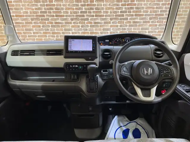 ホンダ Ｎ ＢＯＸ L 岩手県 2022(令4)年 3.1万km クリスタルブラックパール ４WD/左側パワースライドドア/ホンダセンシング/衝突軽減ブレーキ/アダプティブクルーズコントロール/車線維持支援システム/誤発進抑制機能/先行車発進お知らせ機能/標識認識機能/オートハイビーム/パーキングセンサーシステム/オートブレーキホールド/シートヒーター/ロールサンシェード/シートバックテーブル/横滑り防止装置/アイドリングストップ/純正ギャザズナビ/フルセグTV/バックカメラ/エンジンスターター/LEDヘッドライト/14インチスチールホイール　純正ホイールキャップ