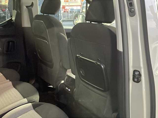 シトロエン ベルランゴ シャイン 山口県 2021(令3)年 4.2万km サーブル 衝突軽減B /BSM /レーンアシスト　/インテリジェントハイビーム　/パーキングセンサー　/ディスプレイオーディオ　/全方位カメラ　/ステアリングスイッチ  /パドルシフト  /純正ブラック16インチAW/スマートキー  /スペアキー  /保証書　